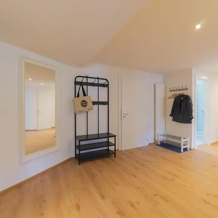 Lisighaus Apartman *